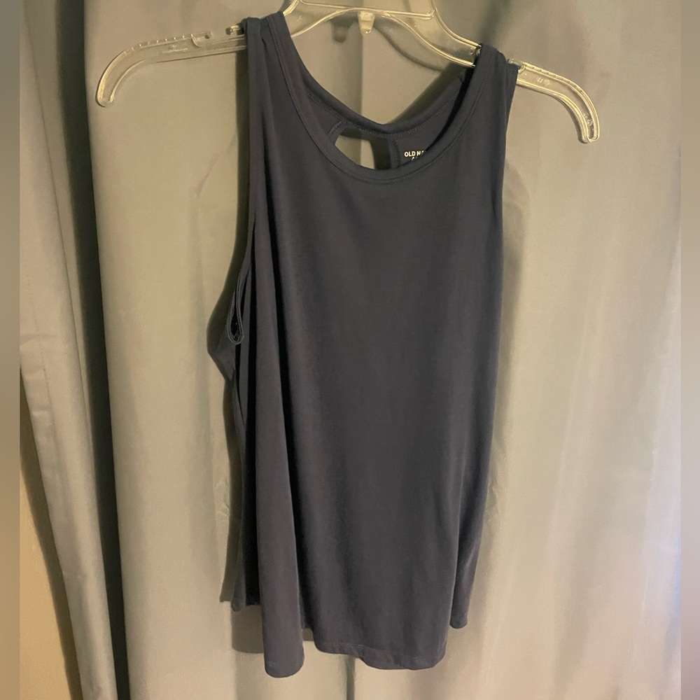 Never worn Old navy active tank top